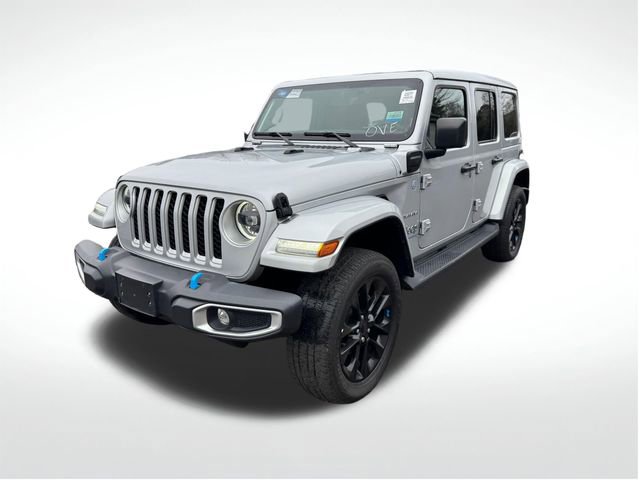 Used 2023 Jeep Wrangler Unlimited Sahara w/ Cold Weather Group image 5