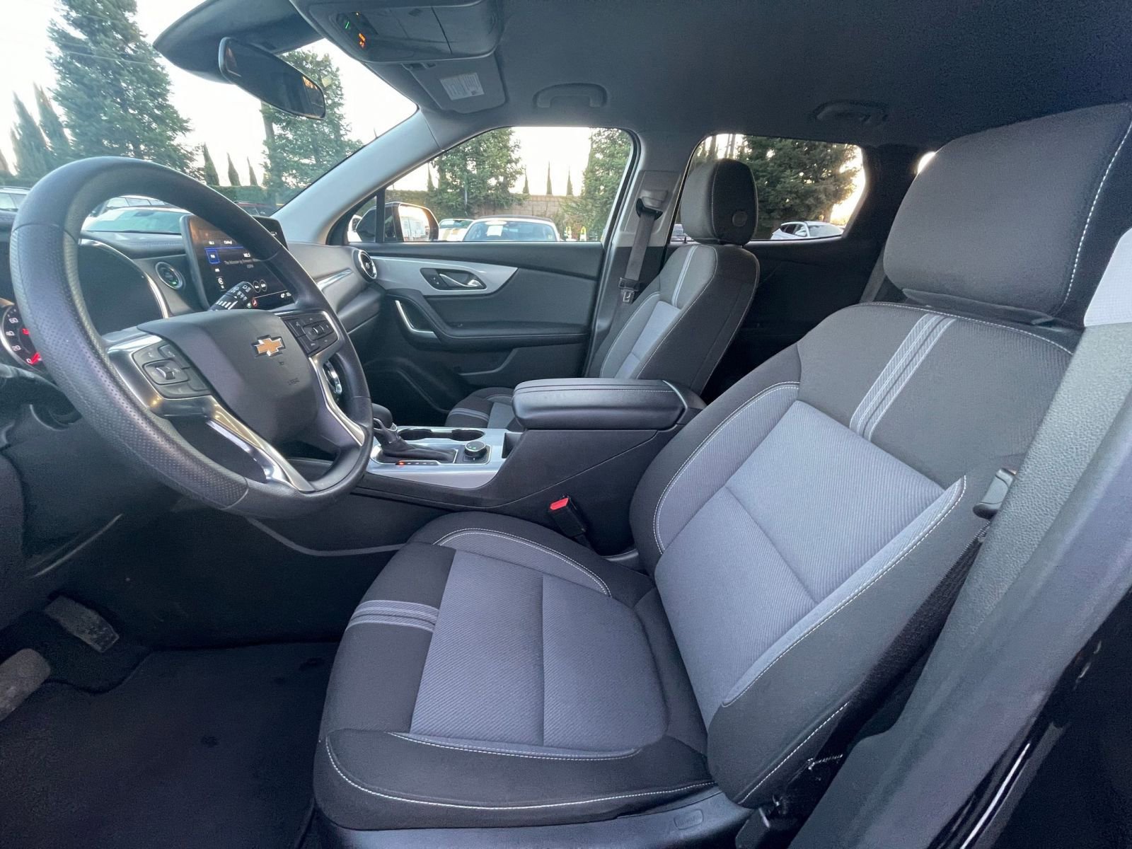 Used 2025 Chevrolet Blazer LT image 22