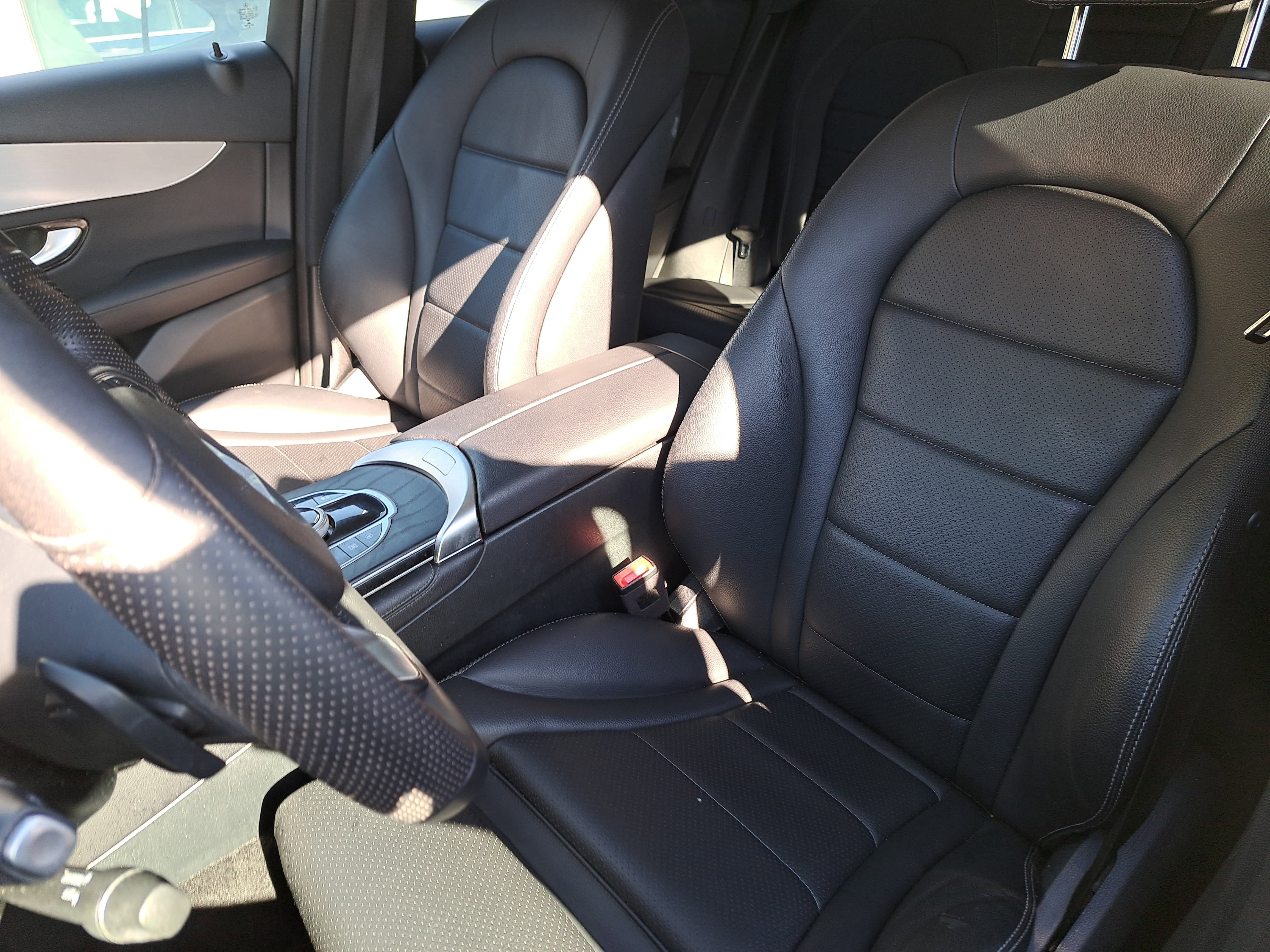 Used 2019 Mercedes-Benz GLC 300 image 16