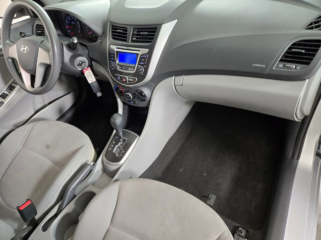 Used 2014 Hyundai Accent GLS image 22