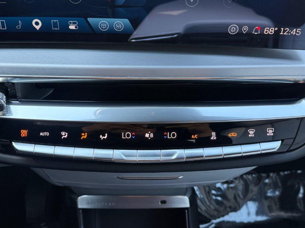 Used 2024 Cadillac Lyriq Luxury RWD image 17