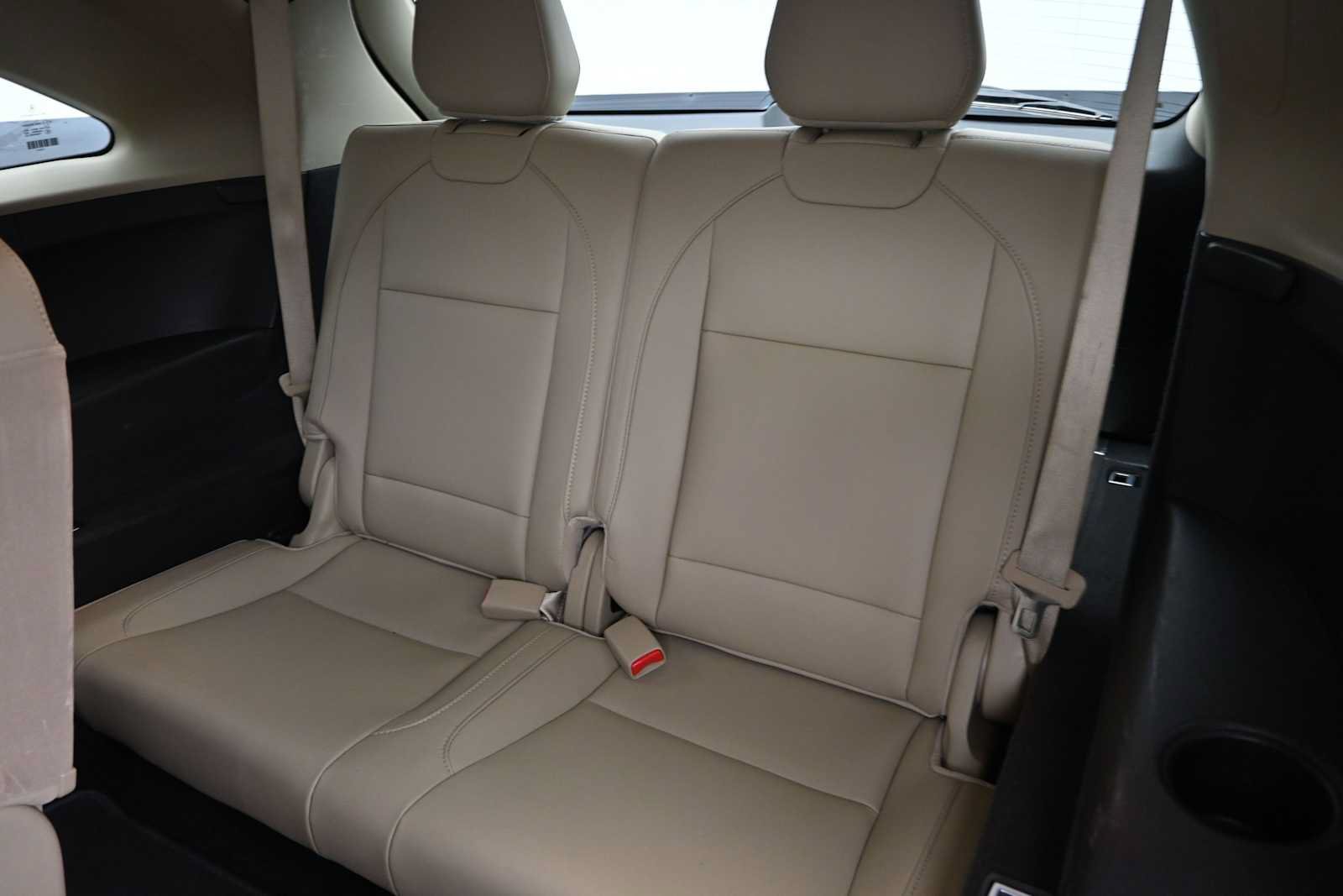 Used 2020 Acura MDX SH-AWD image 25