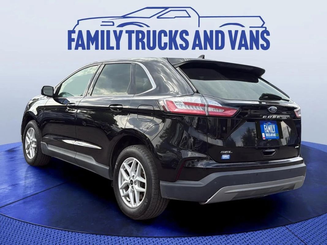 Used 2024 Ford Edge SEL image 3