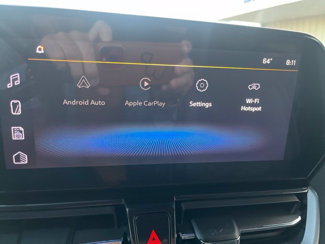 Used 2025 Chevrolet TrailBlazer LT w/ LT Cold Weather Package FWD image 13