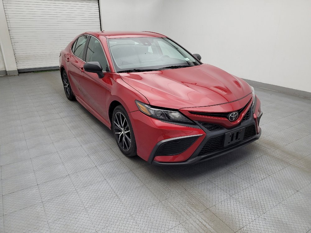 Used 2021 Toyota Camry SE FWD image 13