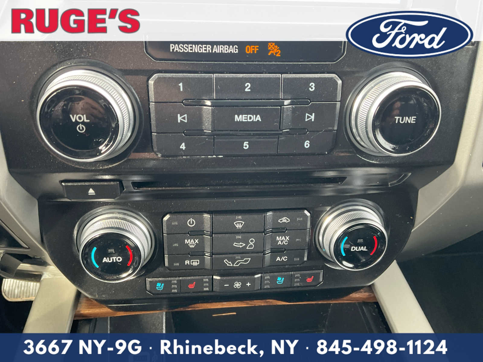 Used 2018 Ford F150 Lariat w/ Equipment Group 502A Luxury image 27