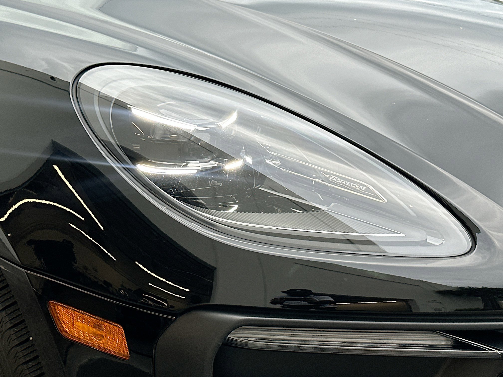 Used 2024 Porsche Macan image 38