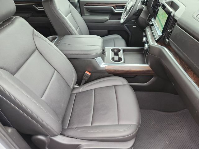 Used 2025 GMC Sierra 2500 SLT w/ SLT Convenience Package AWD/4WD image 12
