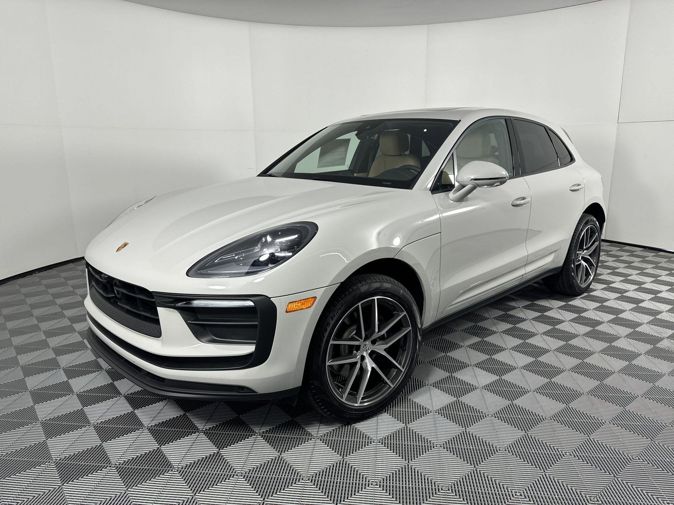 Certified 2025 Porsche Macan