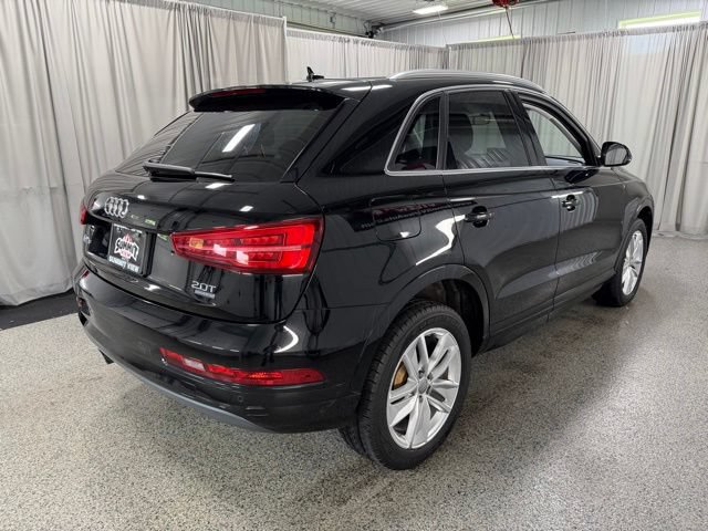 Used 2016 Audi Q3 2.0T Premium Plus w/ Technology Package AWD/4WD image 4