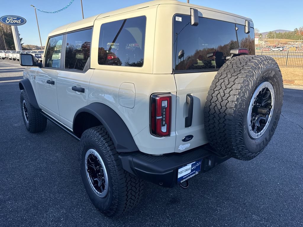 New 2025 Ford Bronco Badlands w/ Sasquatch Package AWD/4WD image 5