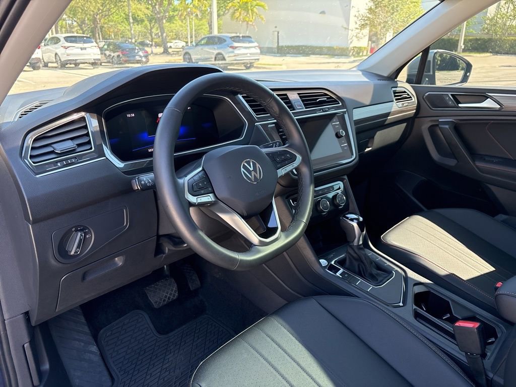 Used 2024 Volkswagen Tiguan Wolfsburg Edition image 15