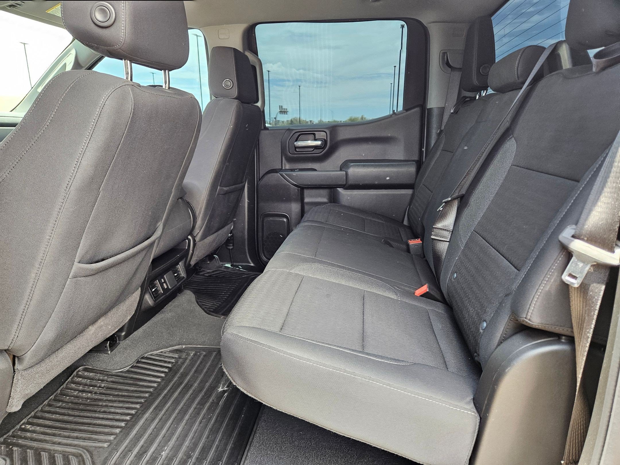 Certified 2025 Chevrolet Silverado 1500 Custom AWD/4WD image 23
