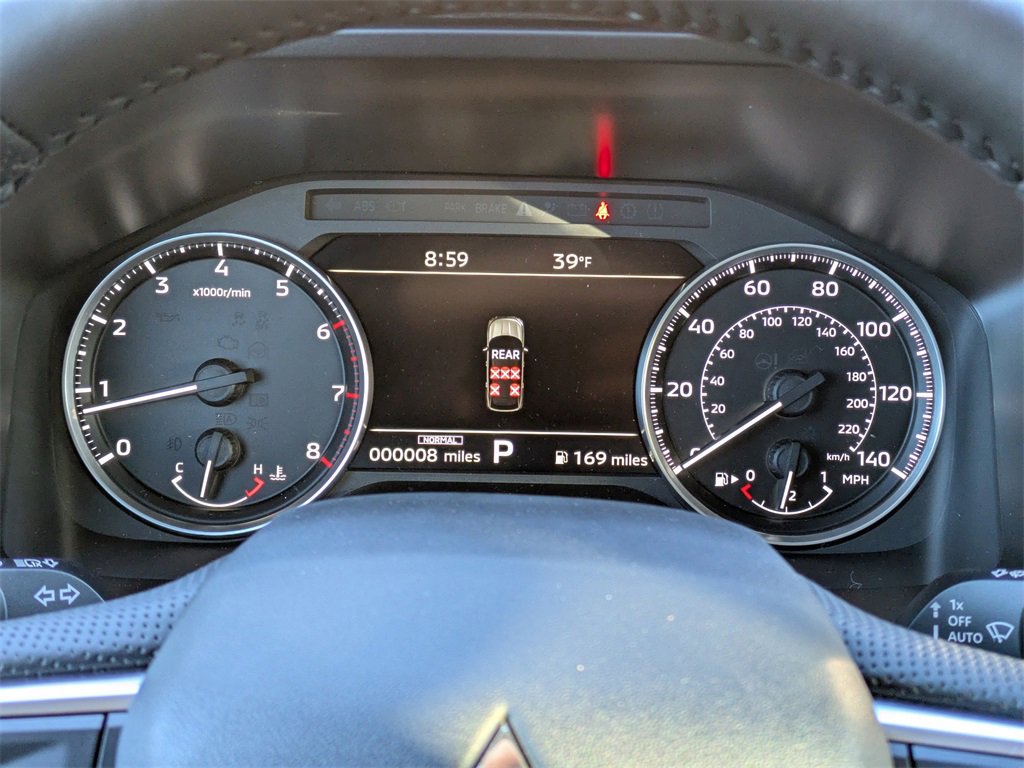 New 2025 Mitsubishi Outlander SE image 28