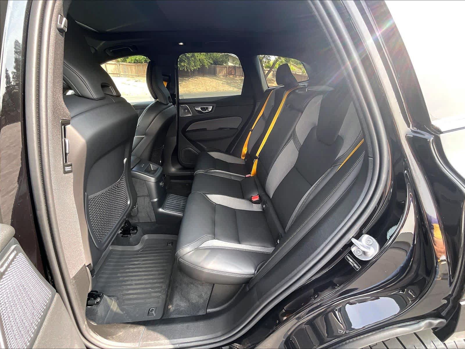 New 2026 Volvo XC60 T8 Polestar w/ Protection Package Premier AWD/4WD image 12