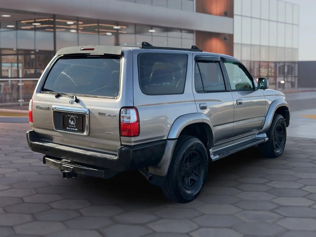 Used 2002 Toyota 4Runner SR5 image 8