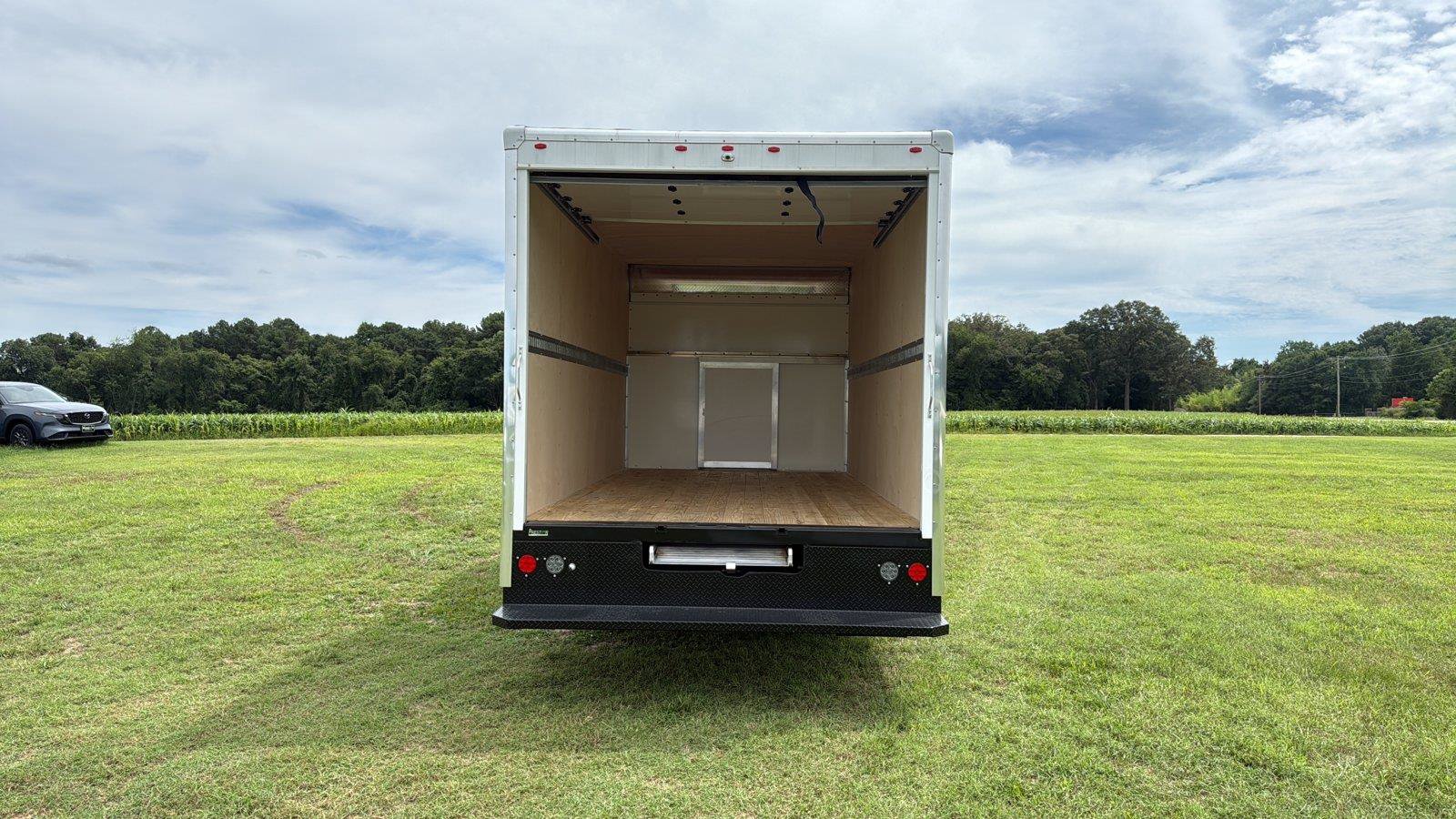 New 2027 Ford E-350 and Econoline 350 Super Duty w/ Power Equipment Group RWD image 11