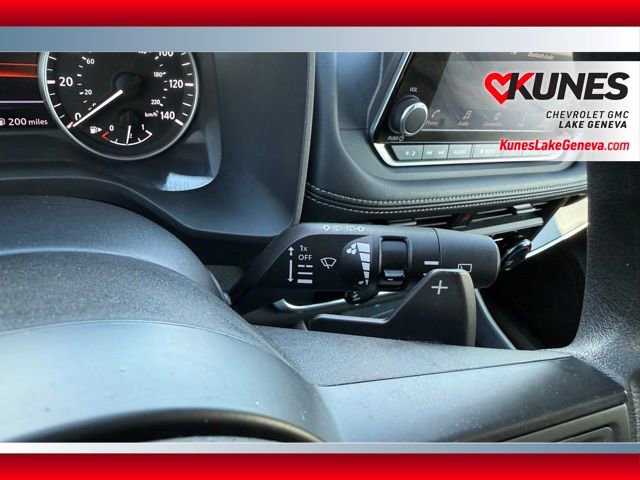 Used 2024 Nissan Rogue S image 42