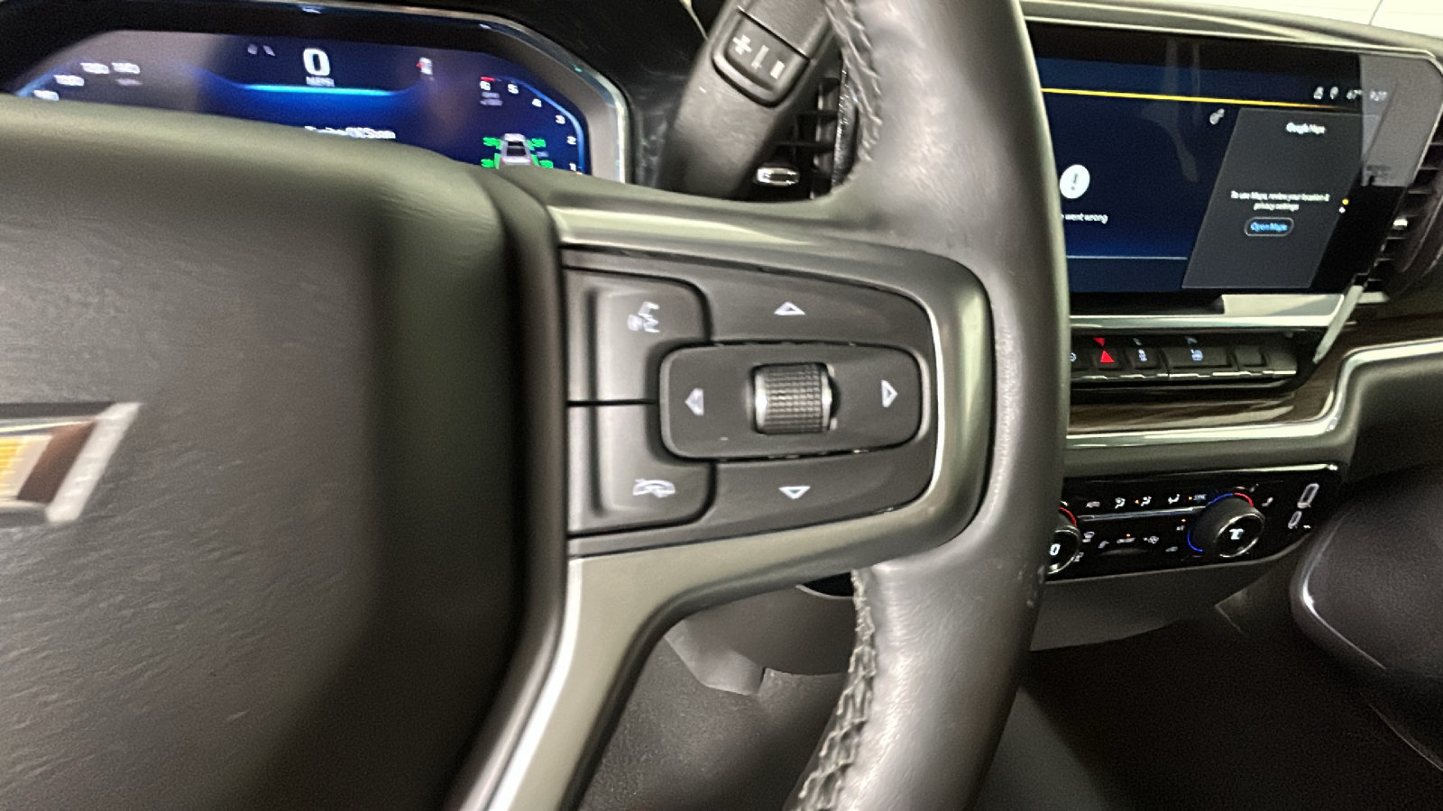 Used 2024 Chevrolet Silverado 1500 LT AWD/4WD image 20