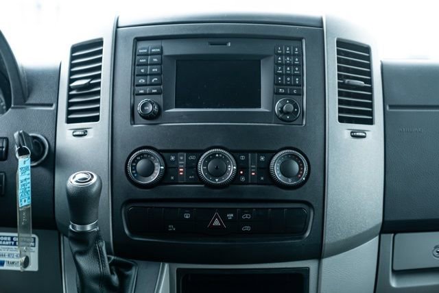 Used 2017 Mercedes-Benz Sprinter 3500 image 19