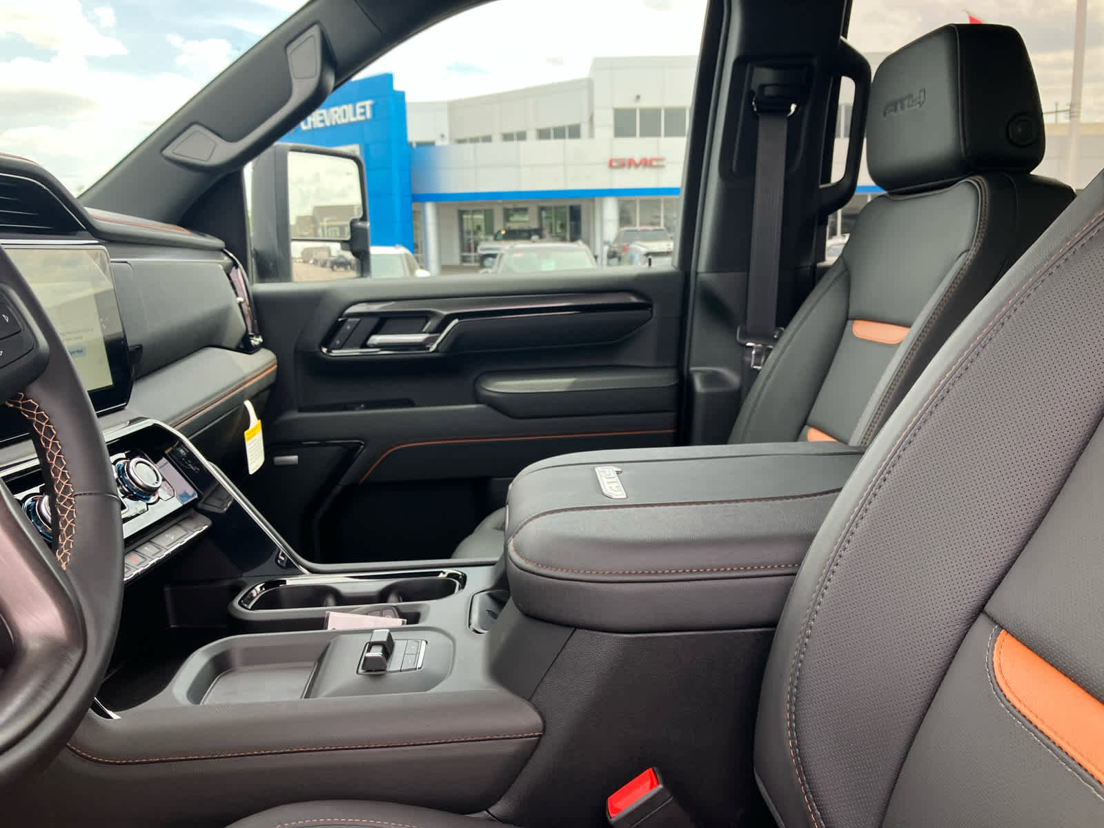 New 2026 GMC Sierra 2500 AT4 w/ AT4 Premium Plus Package image 11