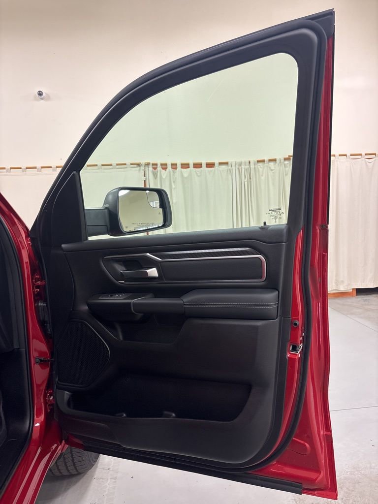 New 2026 RAM 1500 Big Horn AWD/4WD image 29