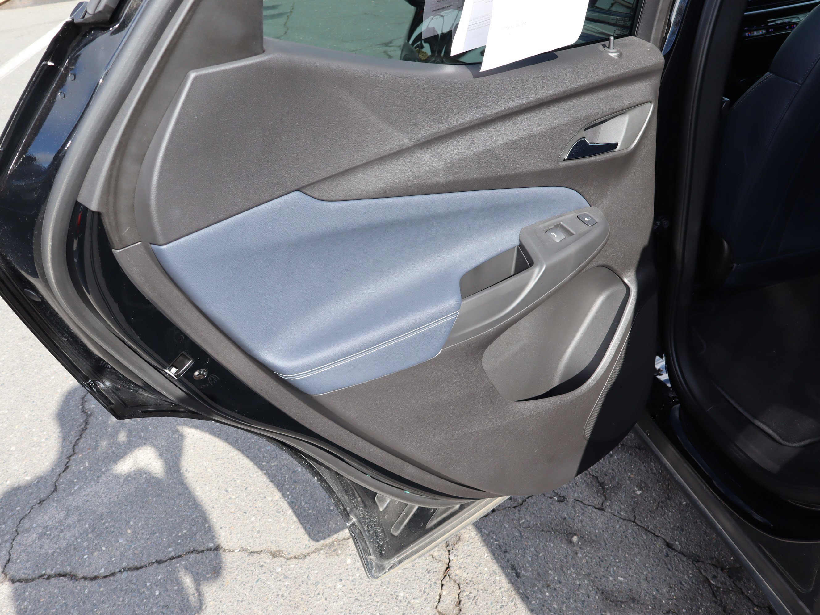 Certified 2023 Chevrolet Bolt EUV Premier image 30