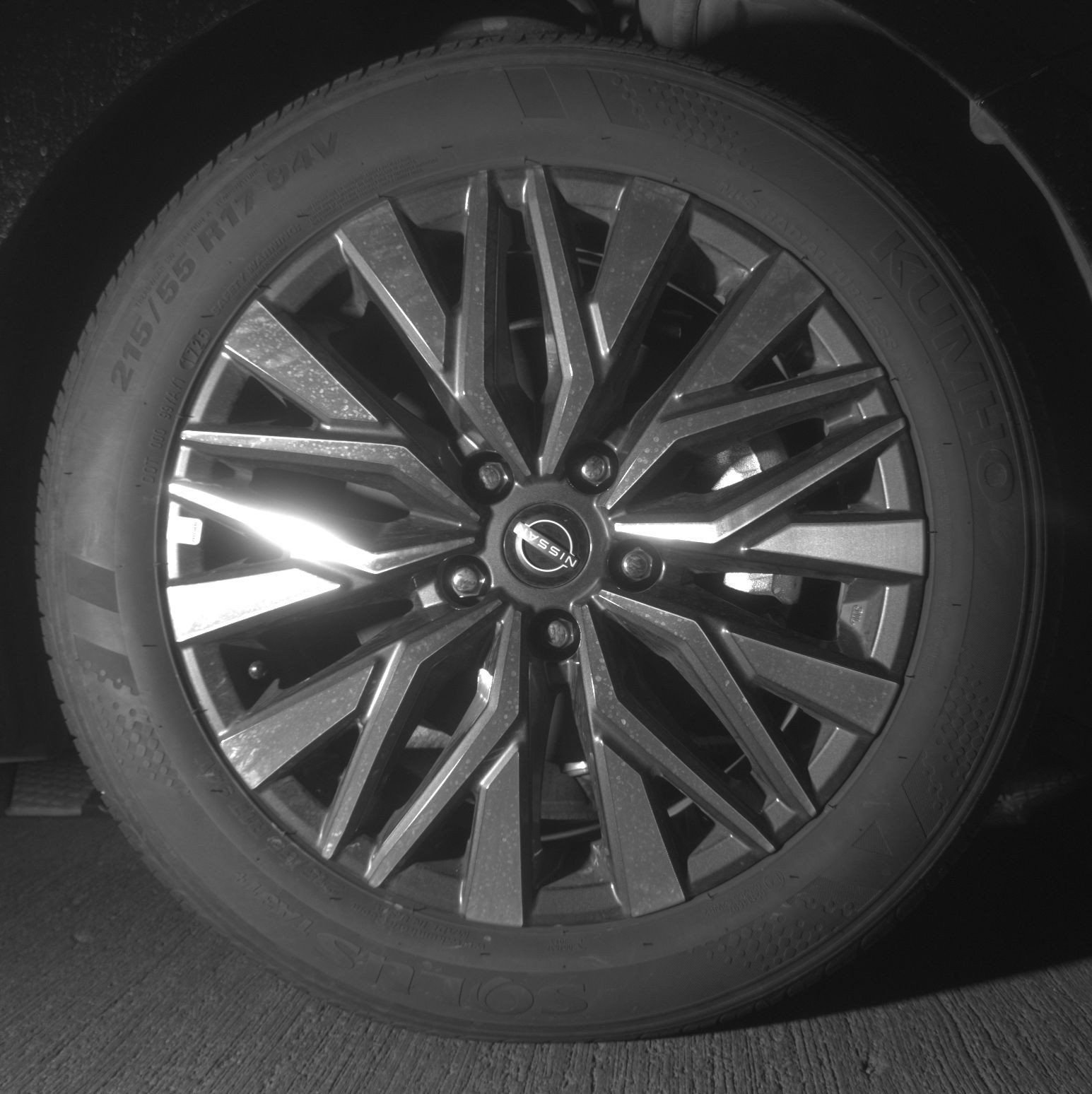 Used 2025 Nissan Altima 2.5 SV FWD image 16
