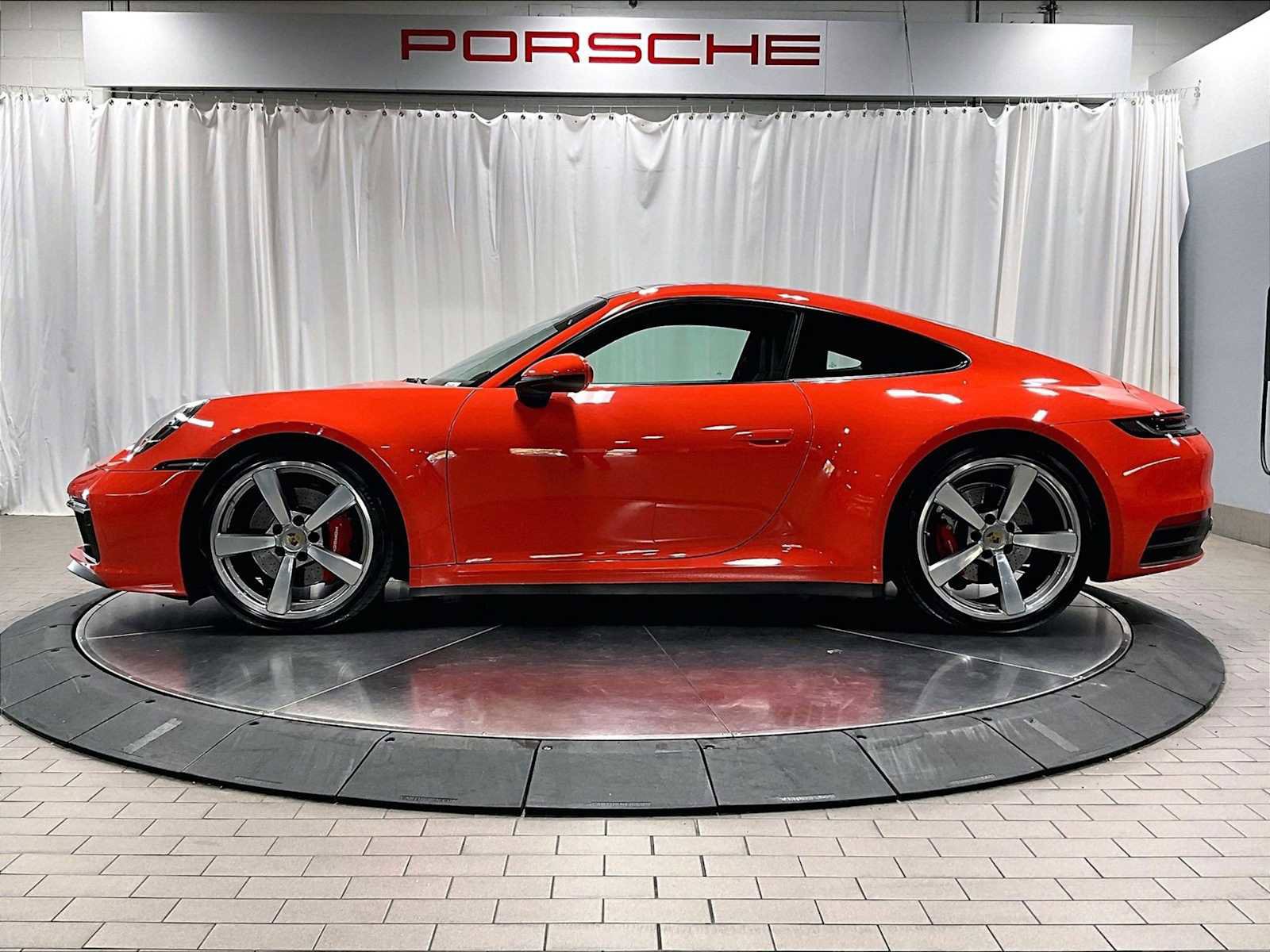 Used 2020 Porsche 911 Carrera S image 2
