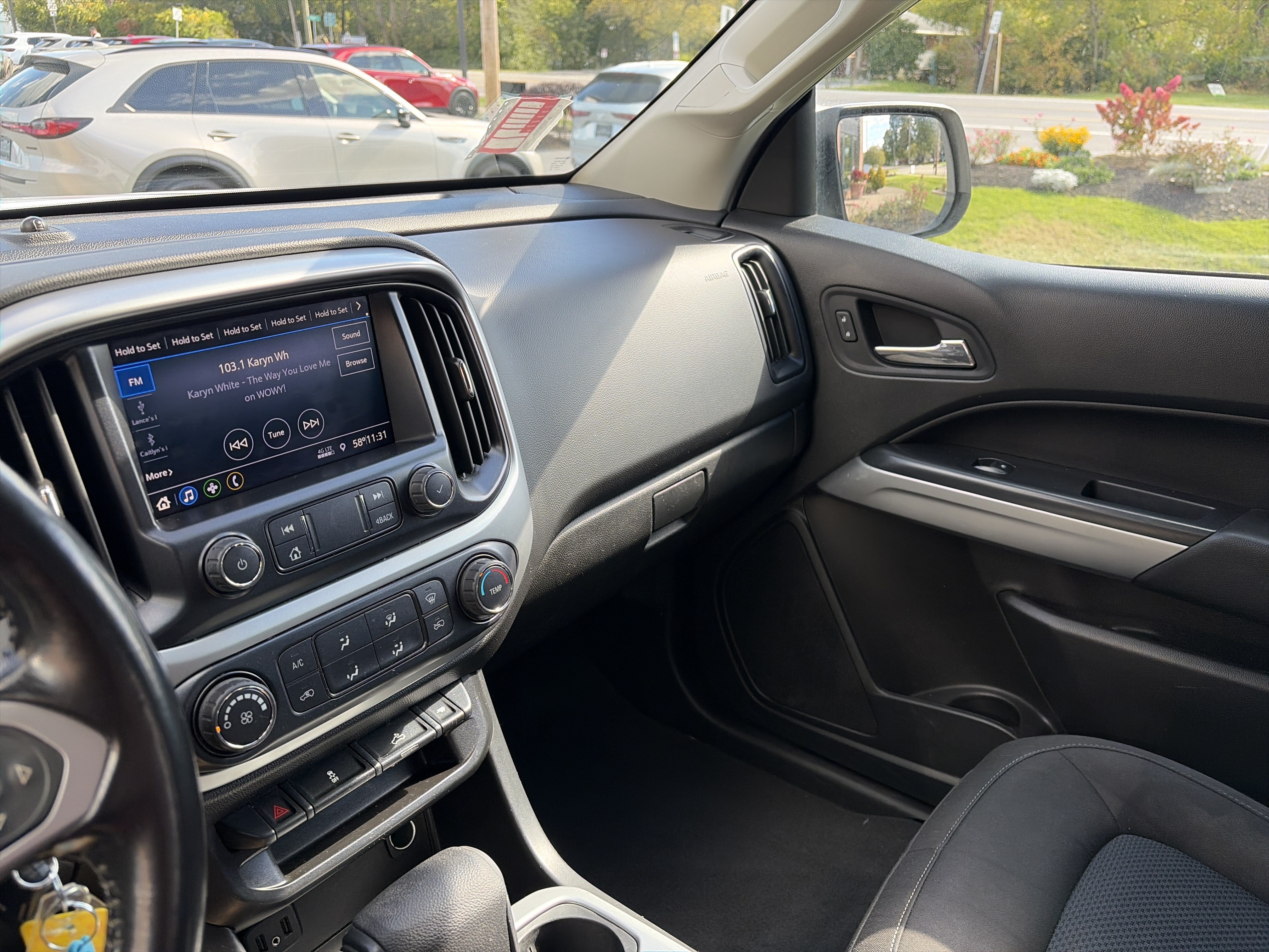 Used 2021 Chevrolet Colorado LT AWD/4WD image 22