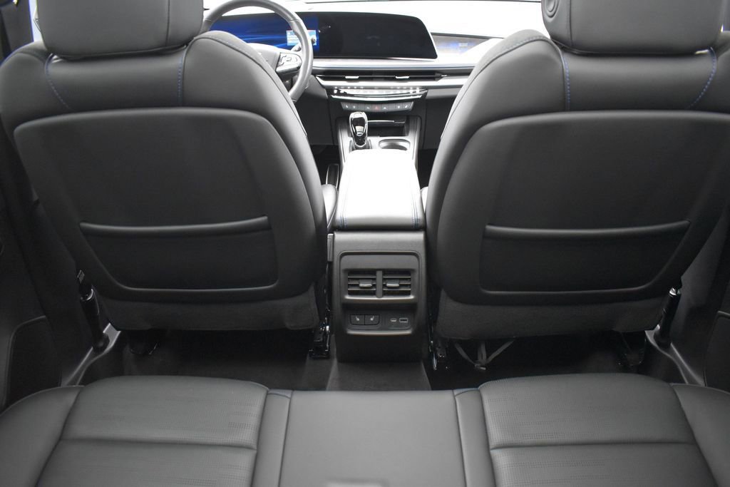 Certified 2024 Cadillac XT4 Sport AWD/4WD image 27