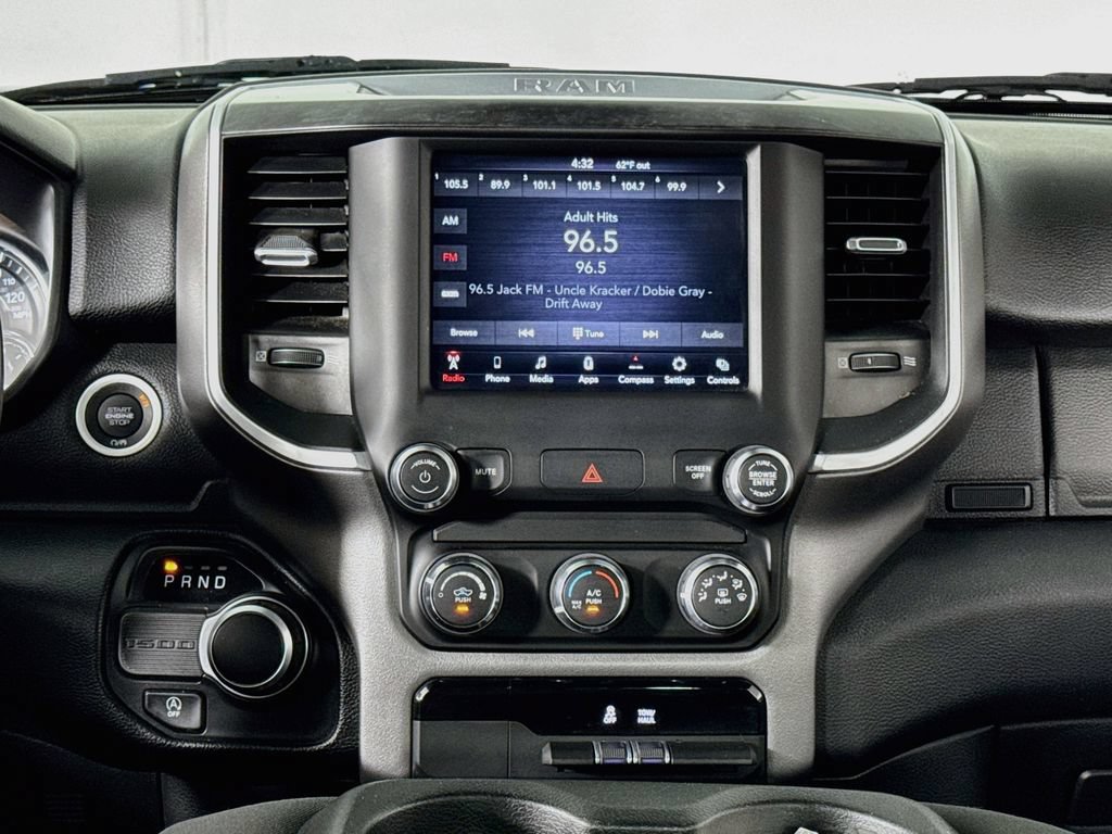 Used 2021 RAM 1500 Big Horn RWD image 13