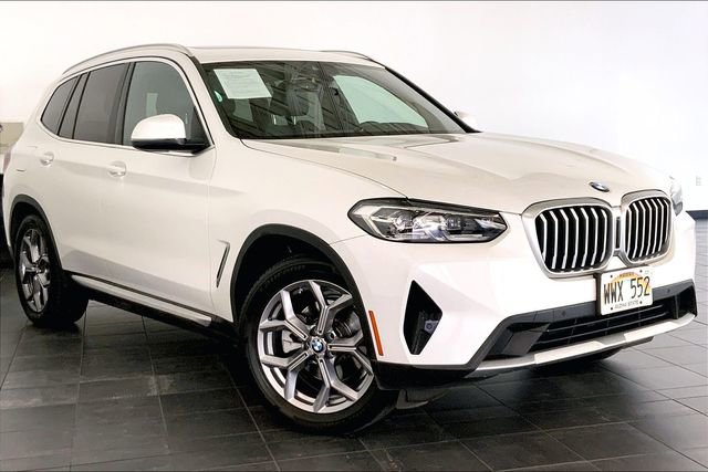 Used 2024 BMW X3 xDrive30i AWD/4WD image 2