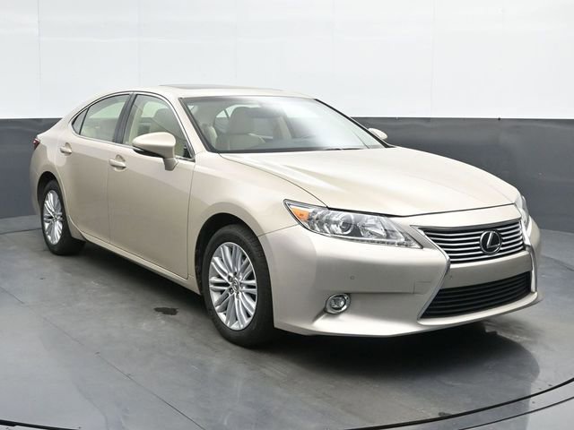 Used 2014 Lexus ES 350 w/ Luxury Package image 2