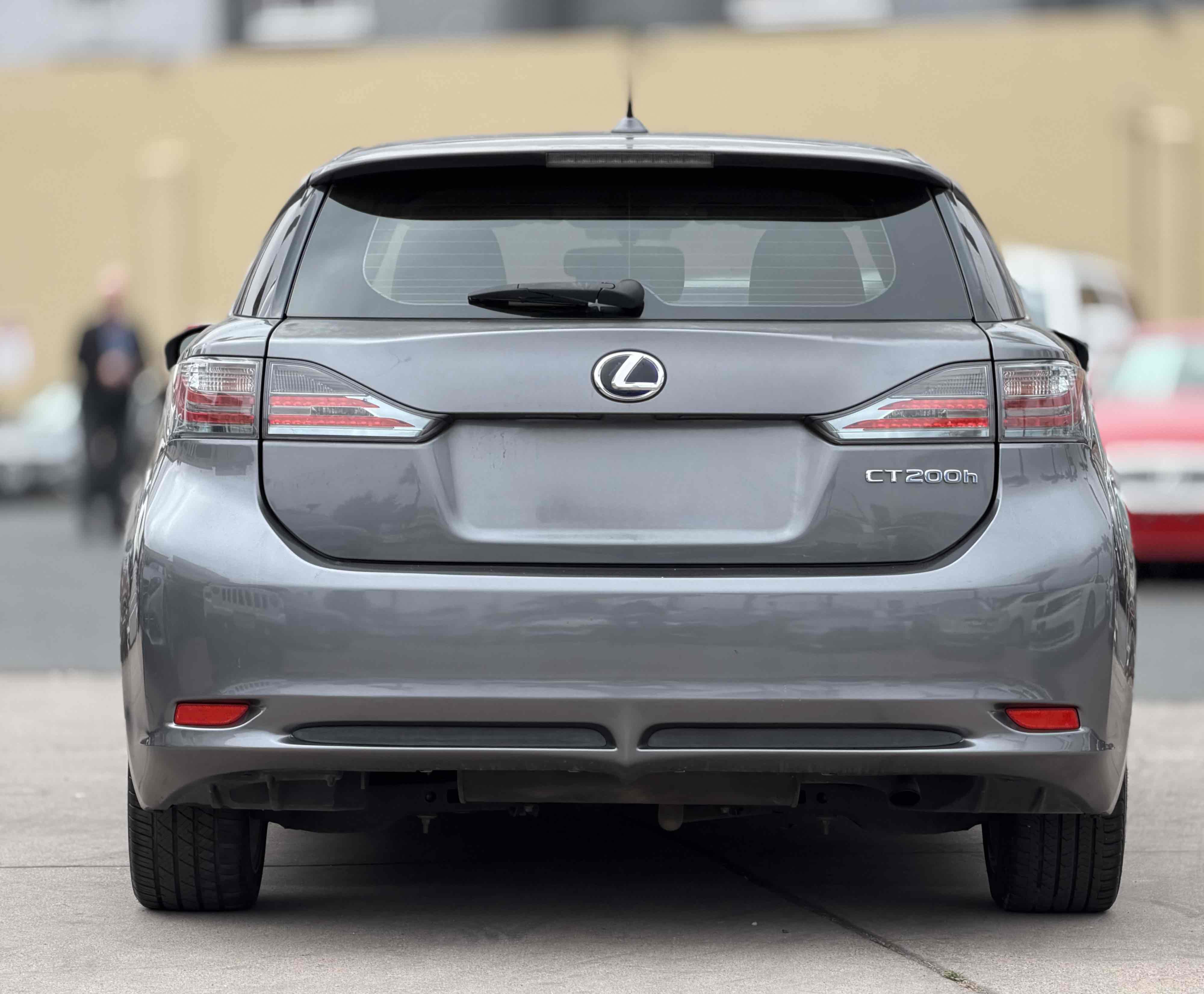 Used 2012 Lexus CT 200h FWD image 5