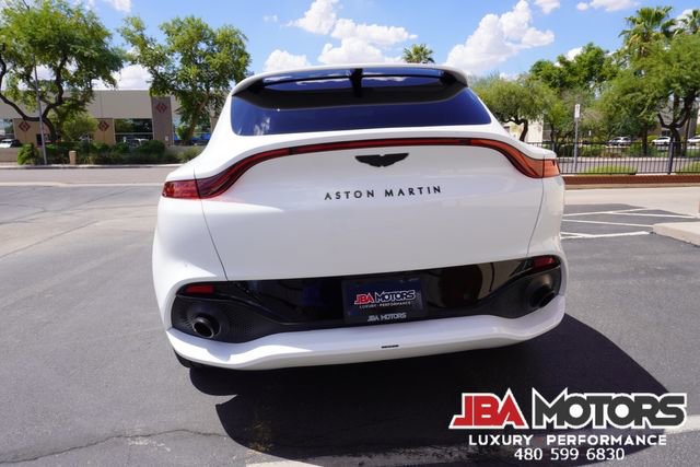 Used 2022 Aston Martin DBX image 33