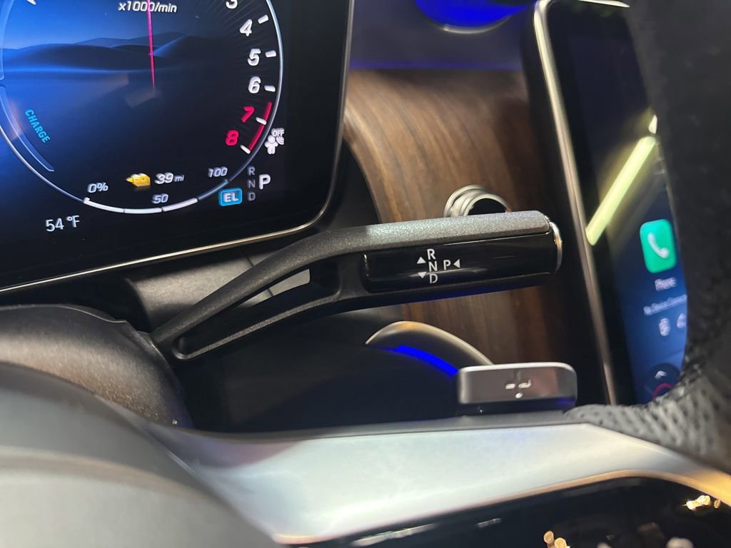 Used 2025 Mercedes-Benz GLC 350e image 23