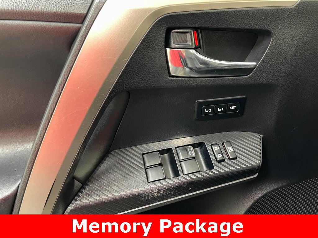 Used 2014 Toyota RAV4 Limited image 8