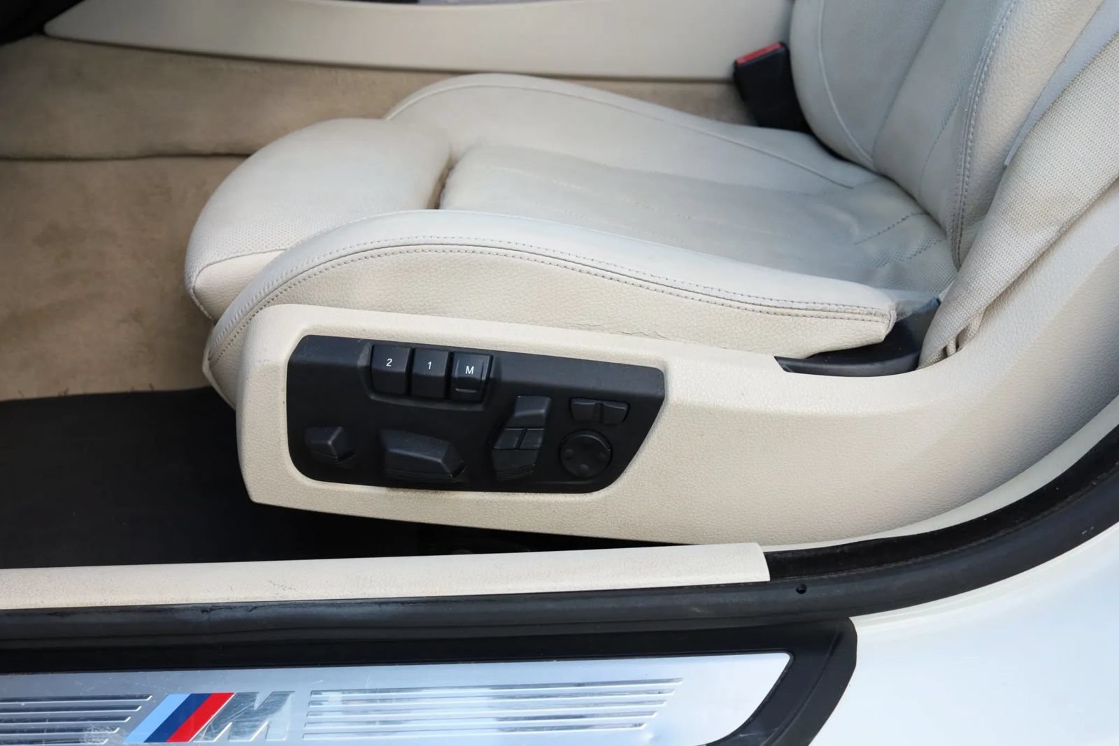 Used 2014 BMW 640i Gran Coupe RWD image 12