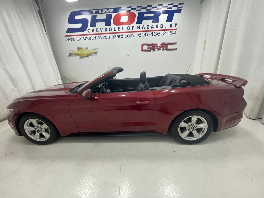 Used 2017 Ford Mustang Convertible RWD image 16