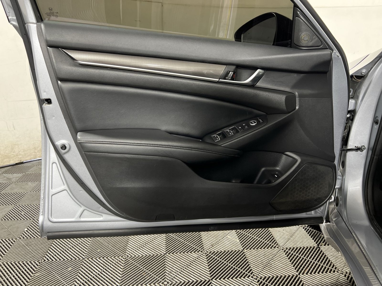 Used 2022 Honda Accord Sport Special Edition image 14