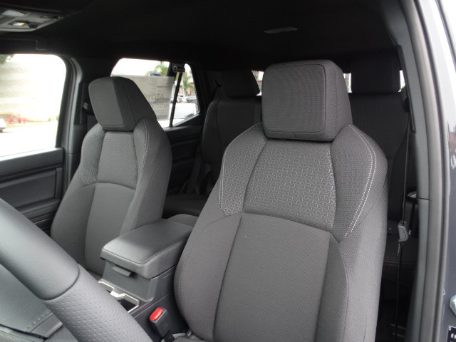 New 2026 Toyota 4Runner SR5 AWD/4WD image 11