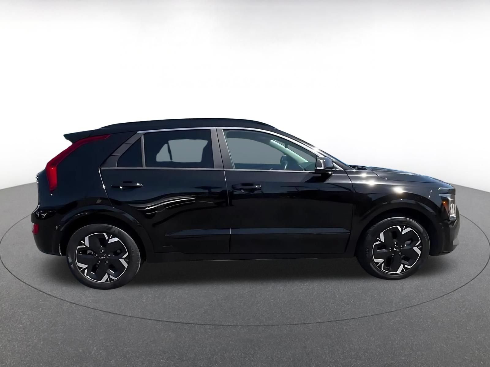 Used 2024 Kia Niro Wind FWD image 16