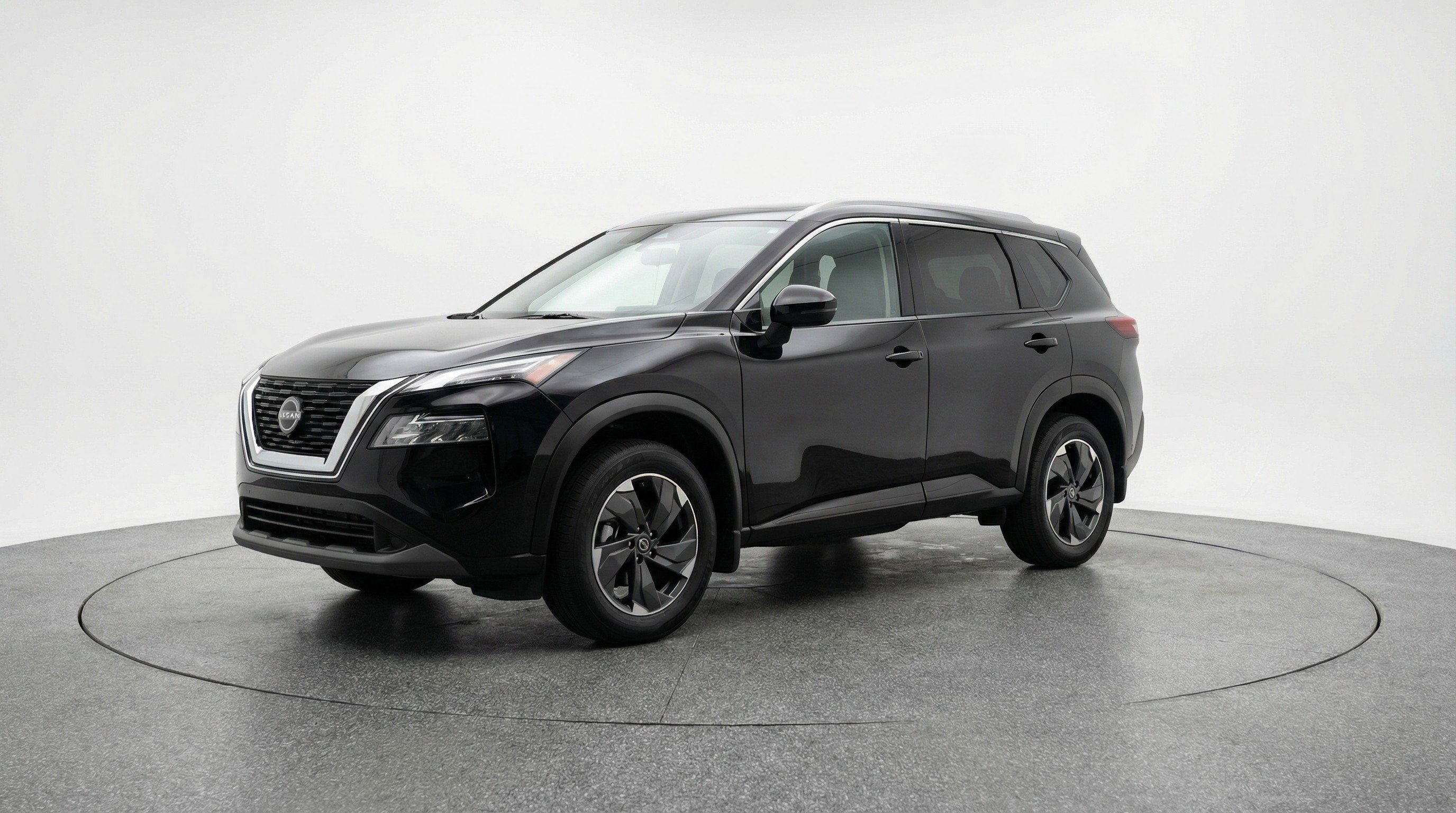 Used 2025 Nissan Rogue SV FWD image 3