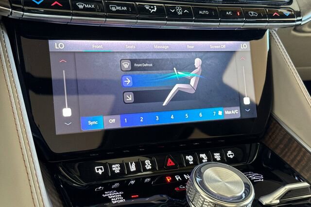 Used 2022 Jeep Grand Wagoneer Series II w/ Convenience Group III image 19