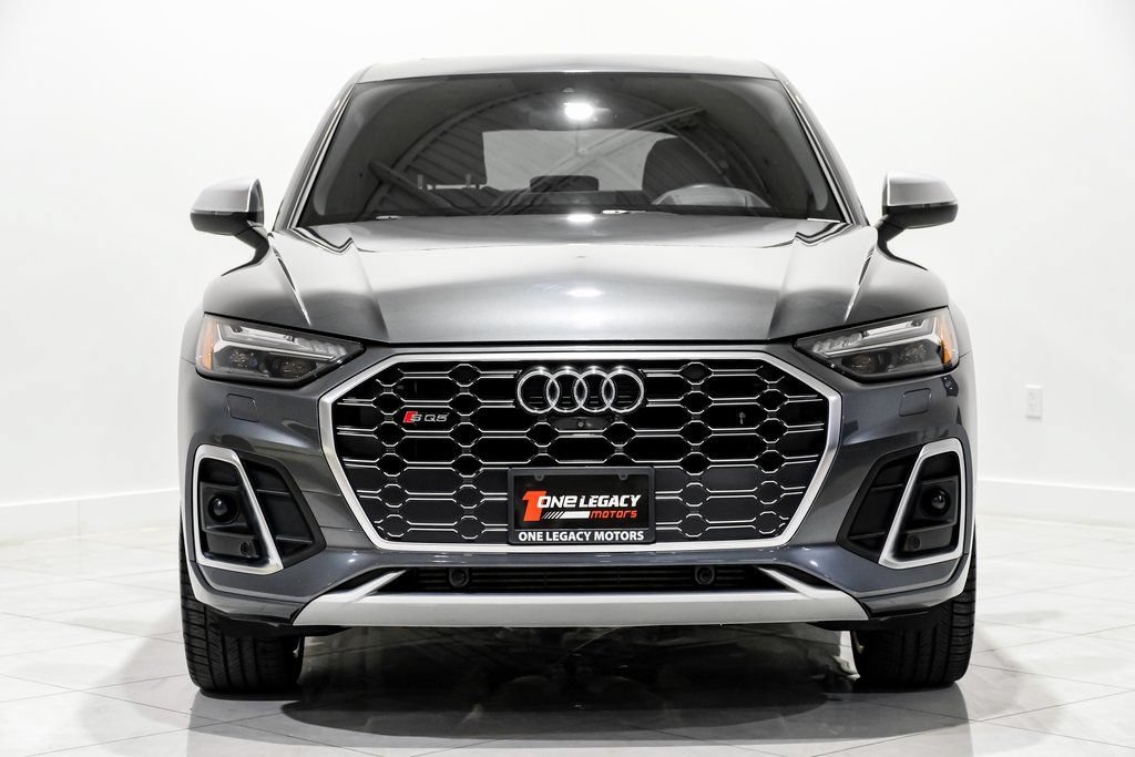 Used 2022 Audi SQ5 Prestige AWD/4WD image 2