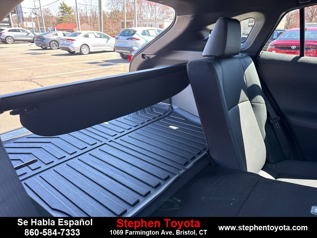 Used 2021 Toyota Venza XLE w/ Softex Package image 26