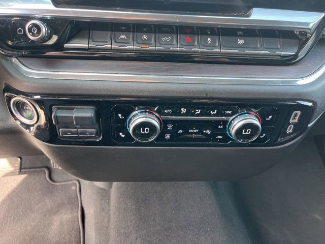 Used 2025 GMC Sierra 1500 SLT image 30