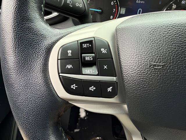 Used 2022 Ford Explorer XLT w/ Equipment Group 202A AWD/4WD image 19