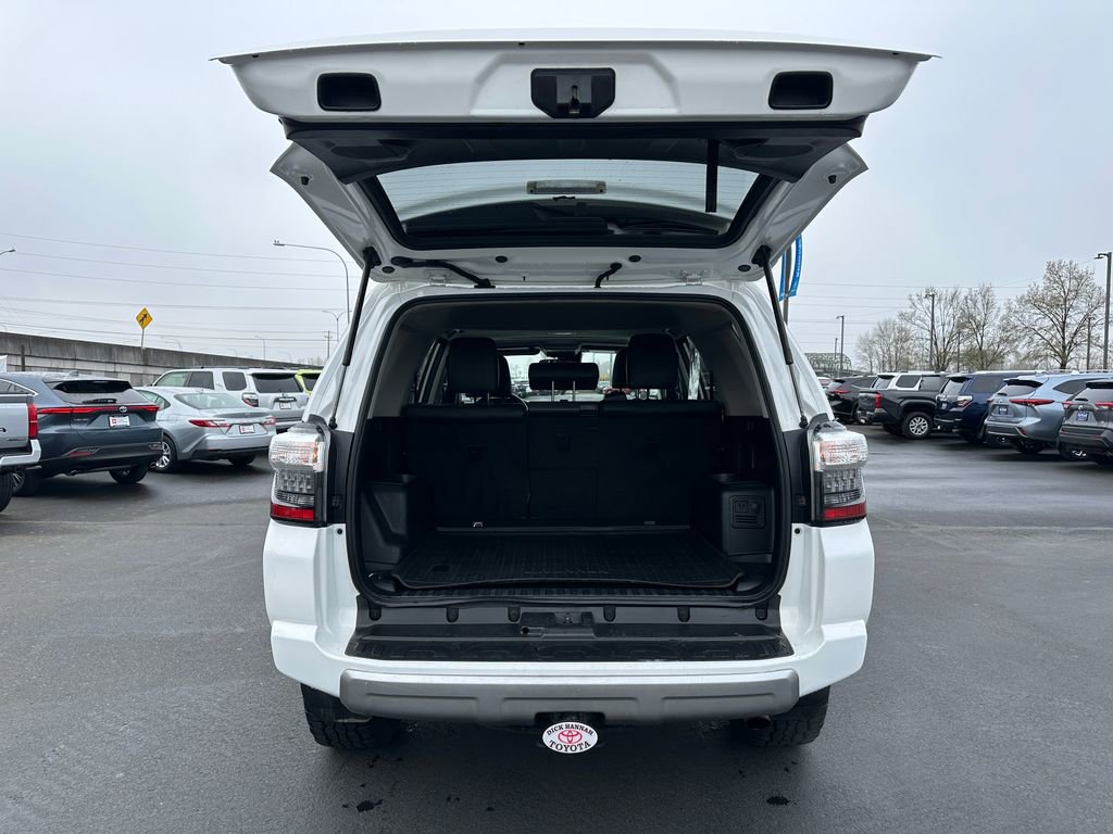 Used 2020 Toyota 4Runner TRD Off-Road Premium w/ Moonroof Package image 11